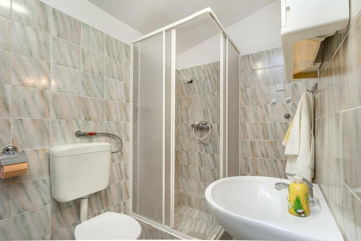Valbandon Apartments Dragica מראה חיצוני תמונה
