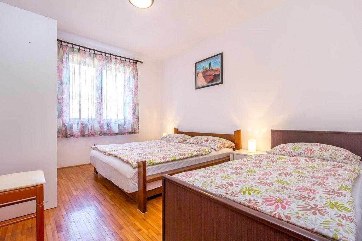 Valbandon Apartments Dragica מראה חיצוני תמונה