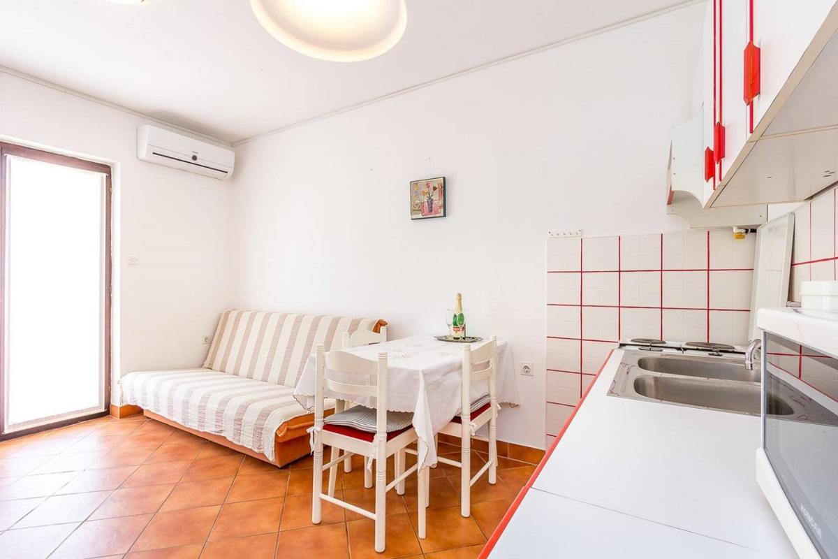 Valbandon Apartments Dragica מראה חיצוני תמונה